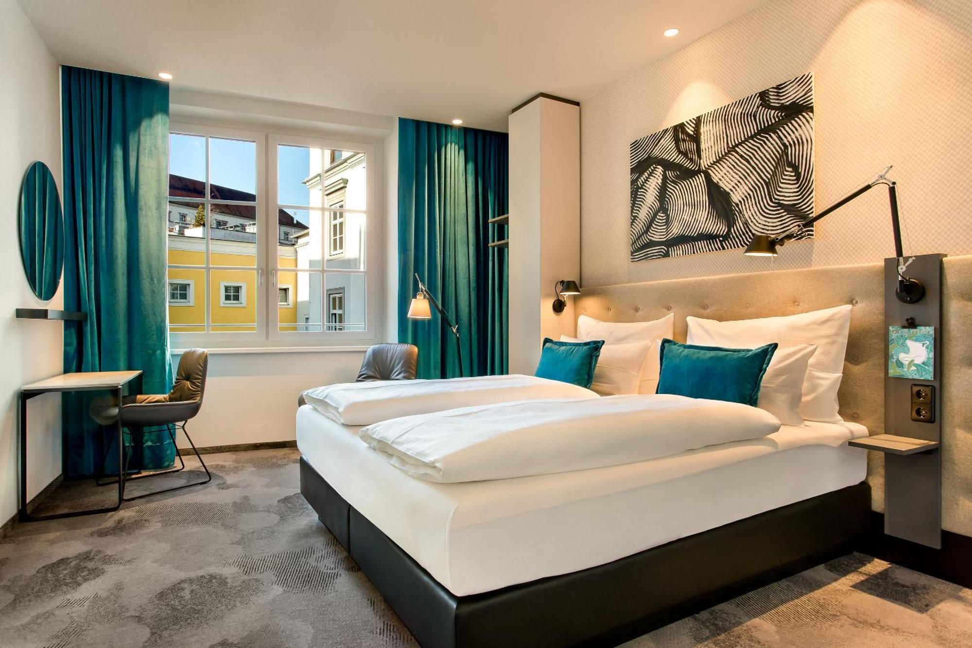 Motel One Linz-Hauptplatz Екстериор снимка