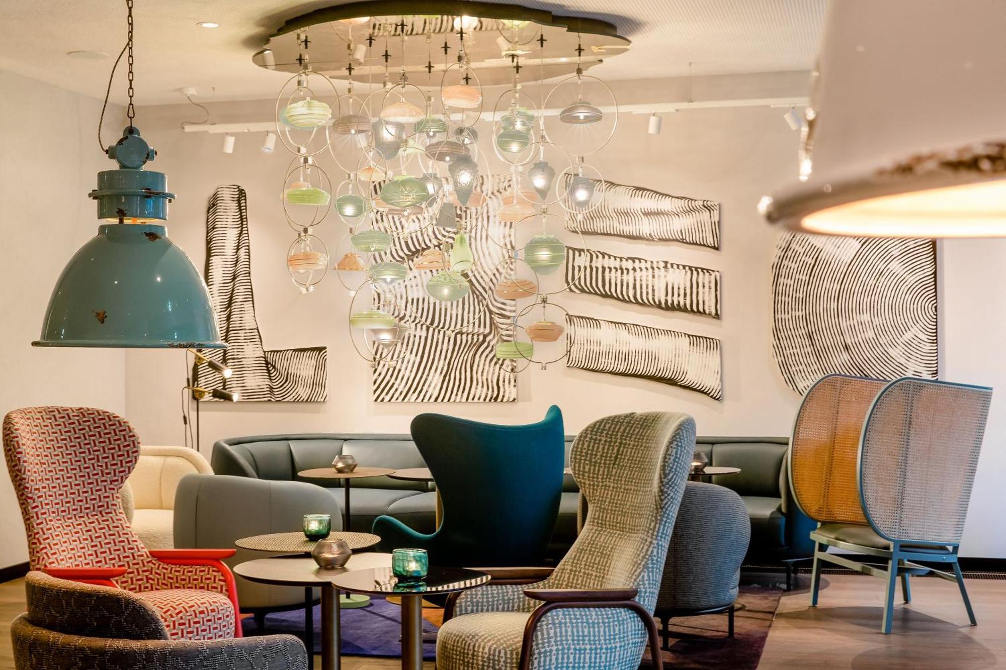 Motel One Linz-Hauptplatz Екстериор снимка